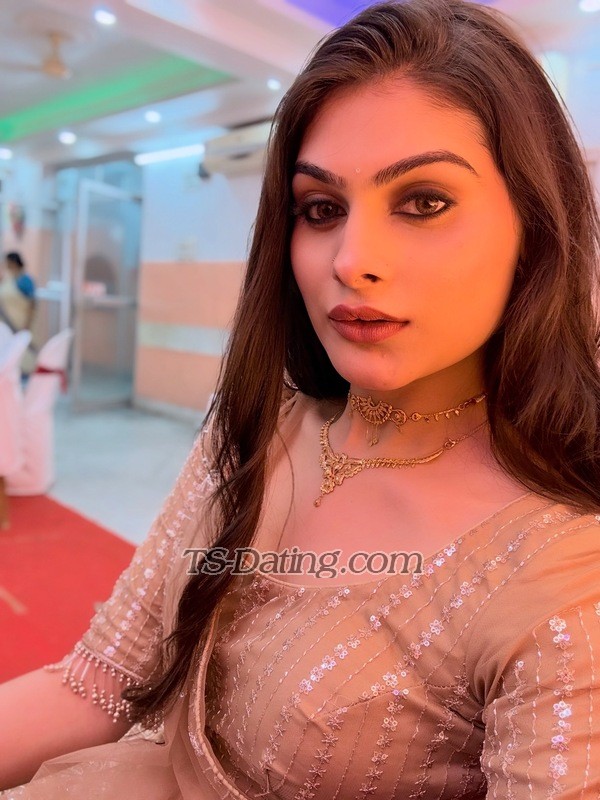 Sexynisha - Transsexual (Pre-op)