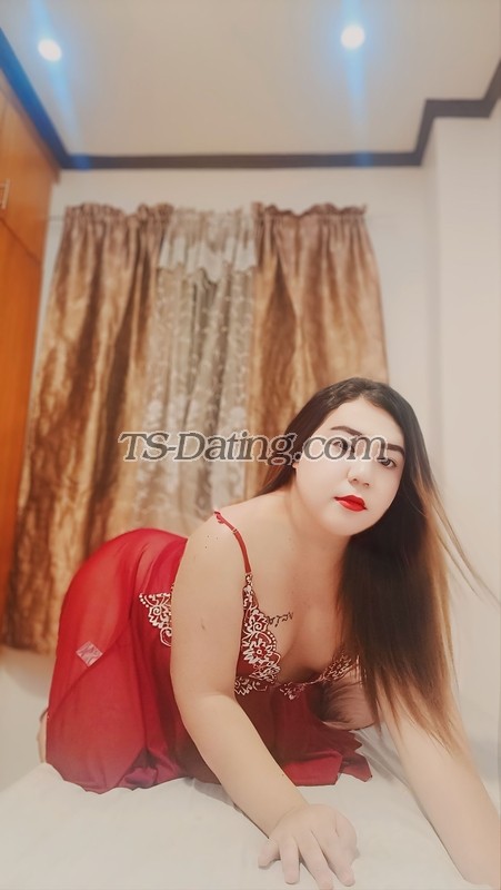 Sheyniss - Transsexual (Pre-op)