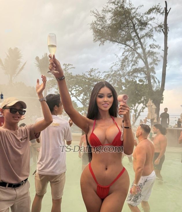 Sofia Disney - Transsexual (Pre-op)