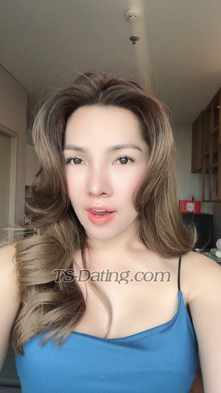 Surina - Transsexual (Pre-op)