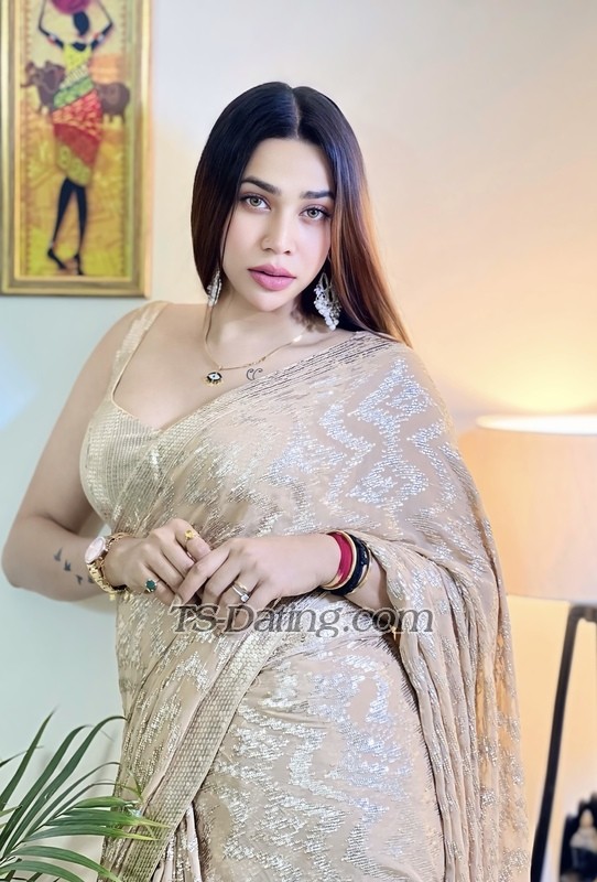 Sweetrahi - Transsexual (Pre-op)