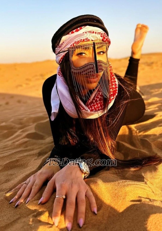 THE BOMBSHELL - Transsexual (Pre-op)