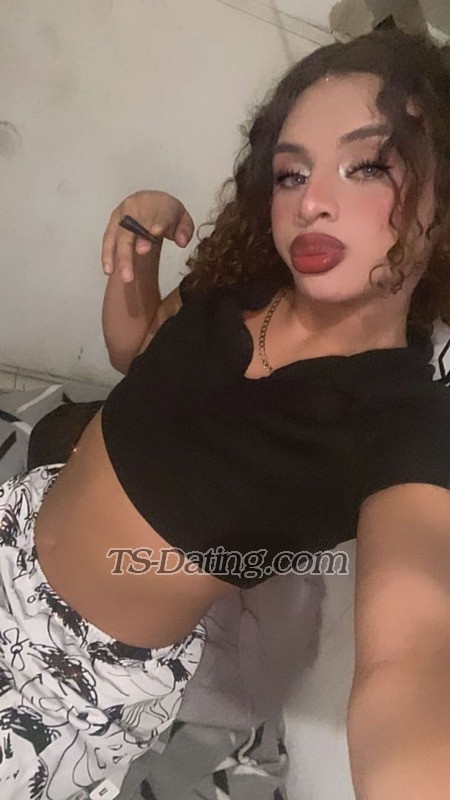 TS  China mor - Transsexual (Pre-op)