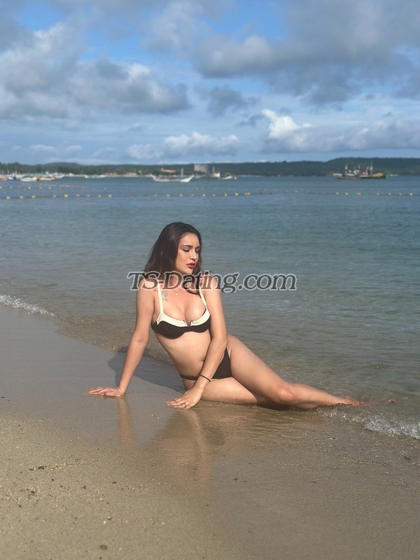 TS MARIE YAM - Transsexual (Pre-op)