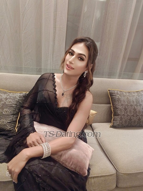 TS NATASHA - Transsexual (Pre-op)