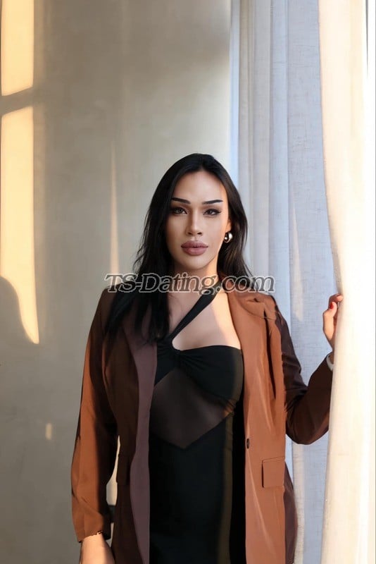 TSRihana - Transsexual (Pre-op)