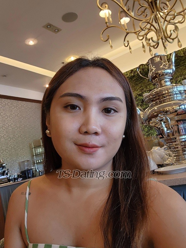 TS Yuliaa - Transsexual (Pre-op)