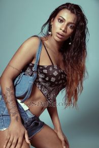 Shemale-TheRihana-5084317 review