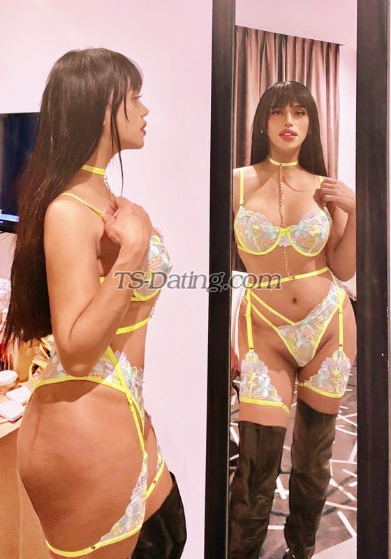 Eryn Marie - Transsexual (Pre-op)