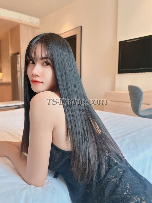 Tsnam6969 - Transsexual (Pre-op)