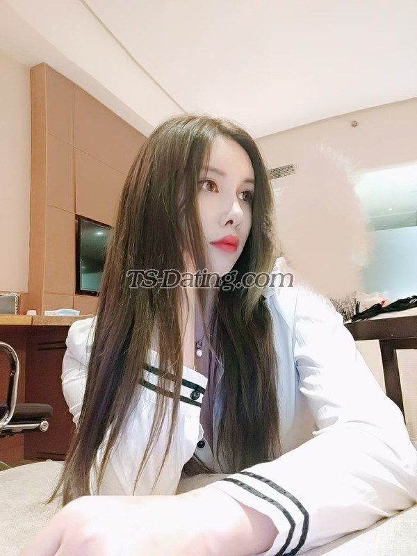 Tsxiaoyao - Transsexual (Pre-op)