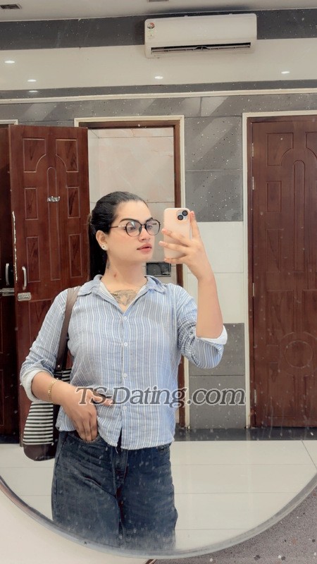 Twinkavni - Transsexual (Pre-op)