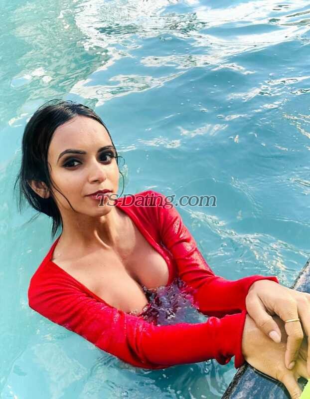 Urdreamgurl - Transsexual (Pre-op)