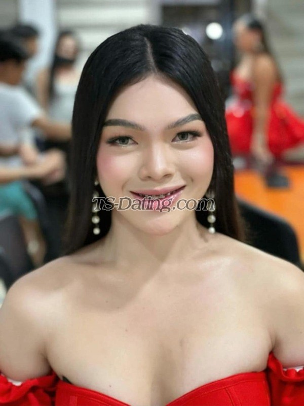 Vanessa Young - Transsexual (Pre-op)