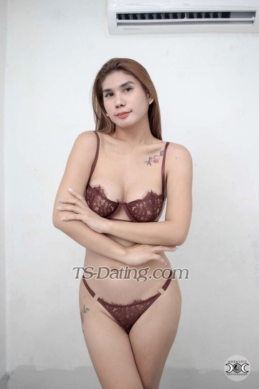 WildCelestixx - Transsexual (Pre-op)
