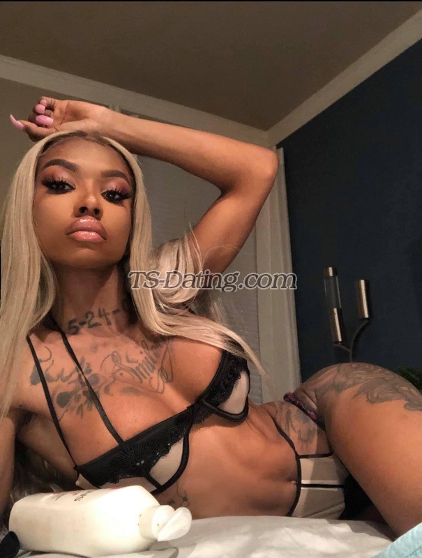 Yasmen - Transsexual (Pre-op)