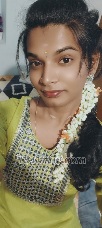 Yazhinishemle - Transsexual (Pre-op)