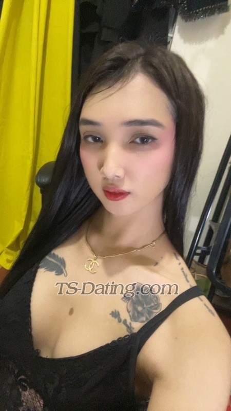 Yuki01 - Transsexual (Pre-op)