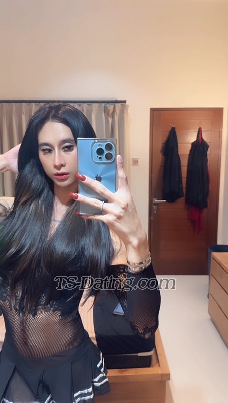 Zyzylee - Crossdresser