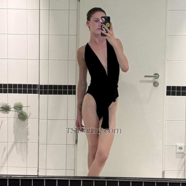 mistressangel - Transsexual (Pre-op)