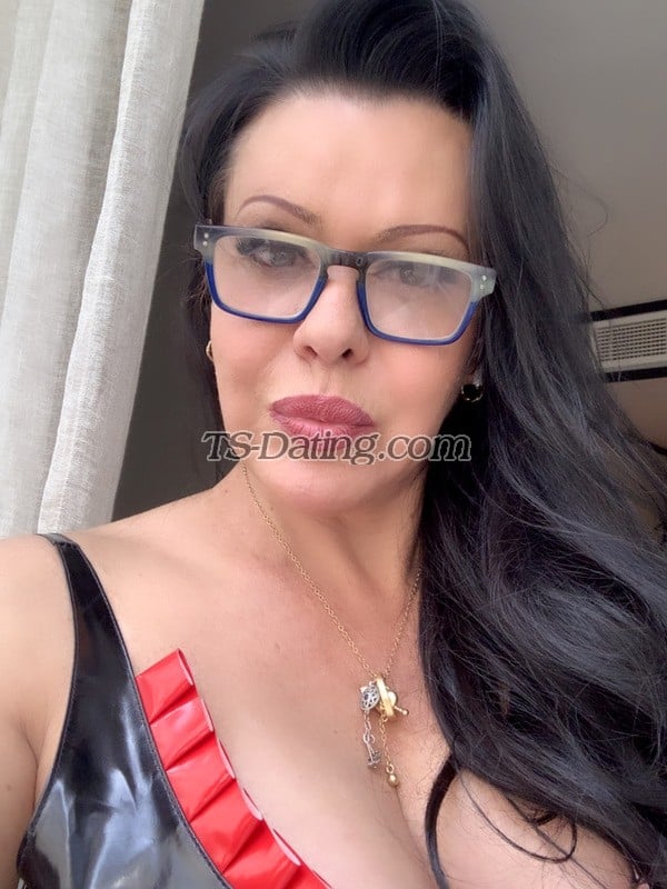 brunapires - Transsexual (Pre-op)
