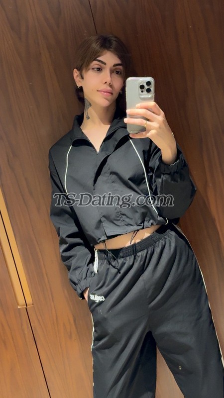 parvin - Crossdresser