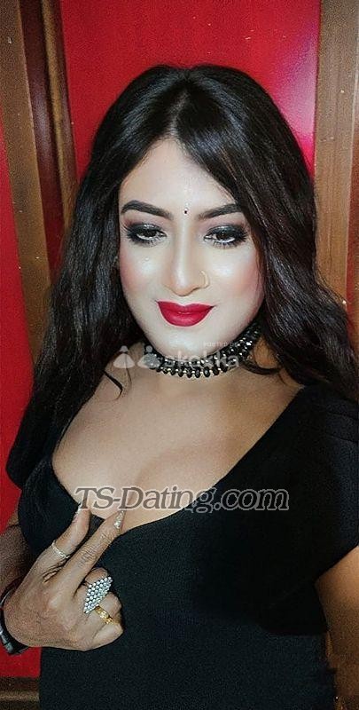 priyanka23 - Transsexual (Pre-op)