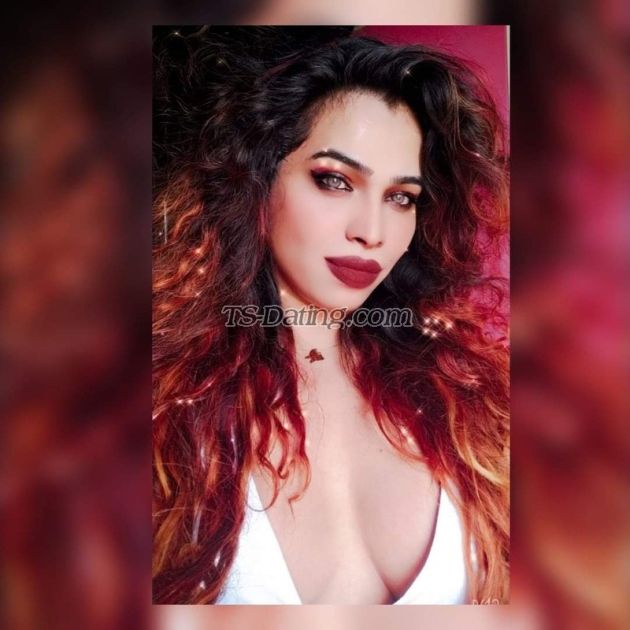 tsmayras - Transsexual (Pre-op)