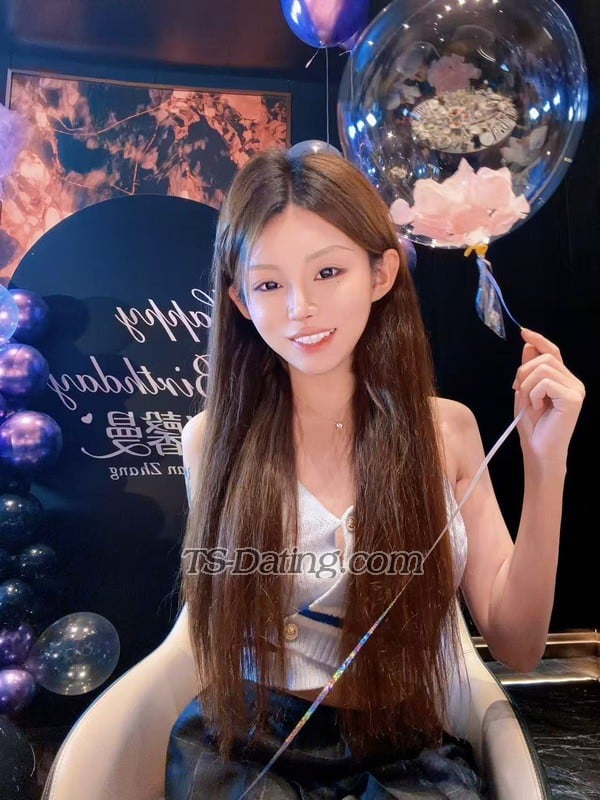 xiaobaitu - Transsexual (Pre-op)