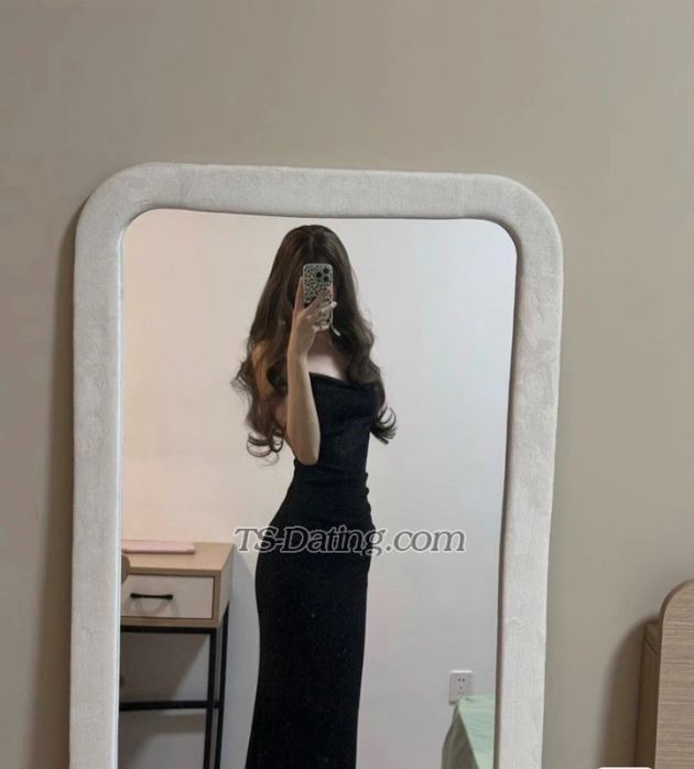 xiaorong - Crossdresser