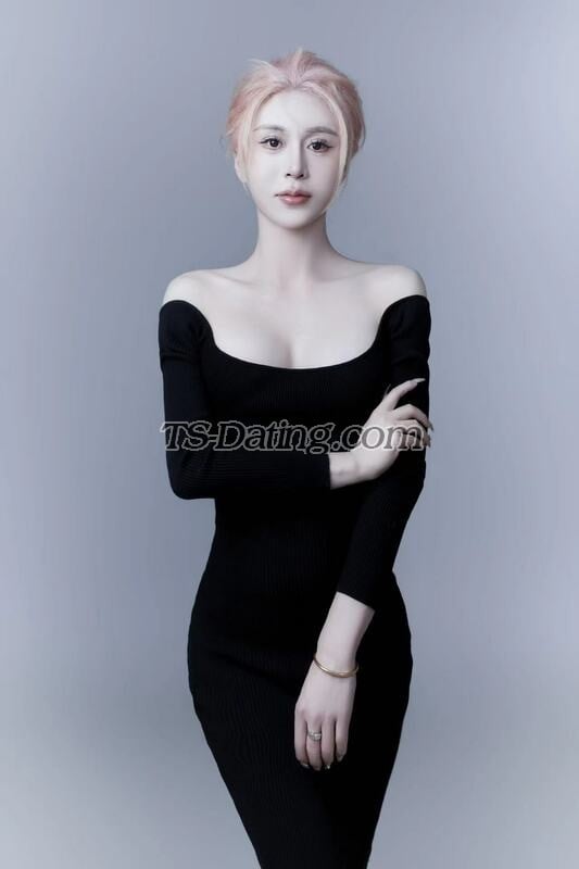 xinmiao - Transsexual (Pre-op)