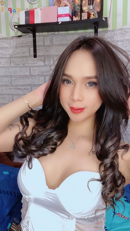 claraaura - Transsexual (Pre-op)