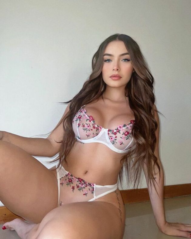 marisahot - Female